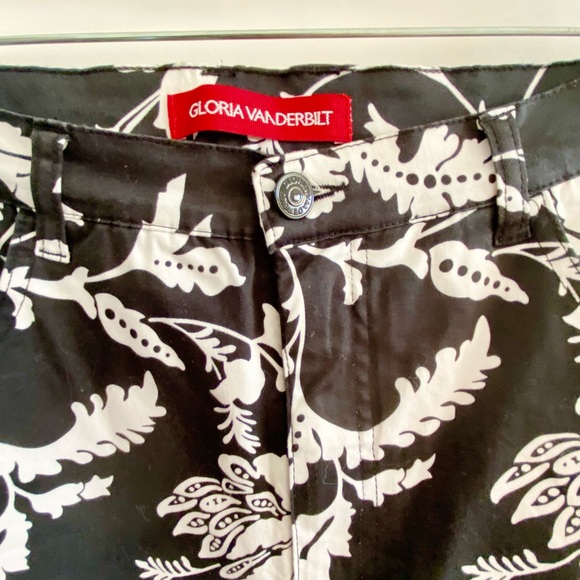 Vintage Gloria Vanderbilt Capri Jeans bohemian pattern - Picture 3 of 8